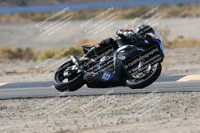 media/Nov-16-2025-Race Pace (Sun) [[8c5fa54630]]/Verified Riders/3-Turn 14 (1045am)/